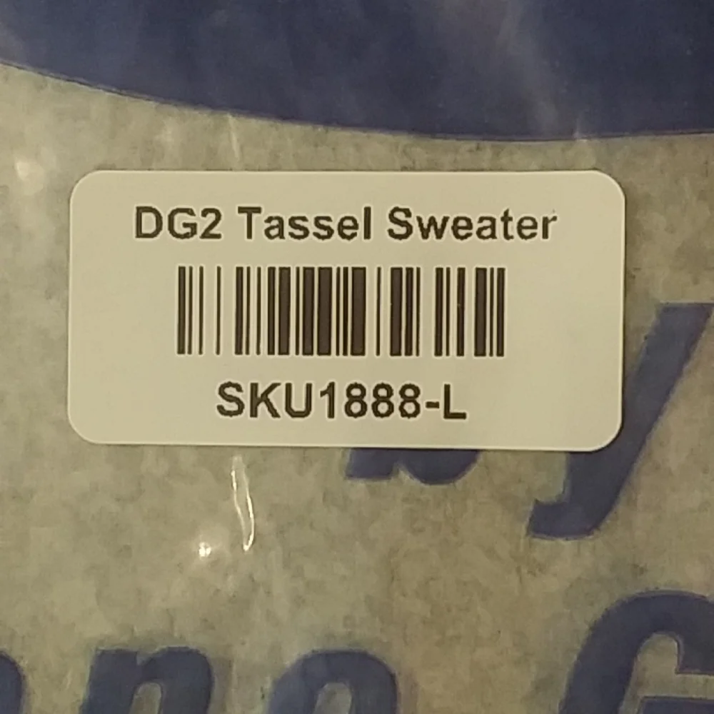 Long Sleeve Turtleneck Sweater w/Tassel Detail. Mossy Green Color - Picture 5 of 11